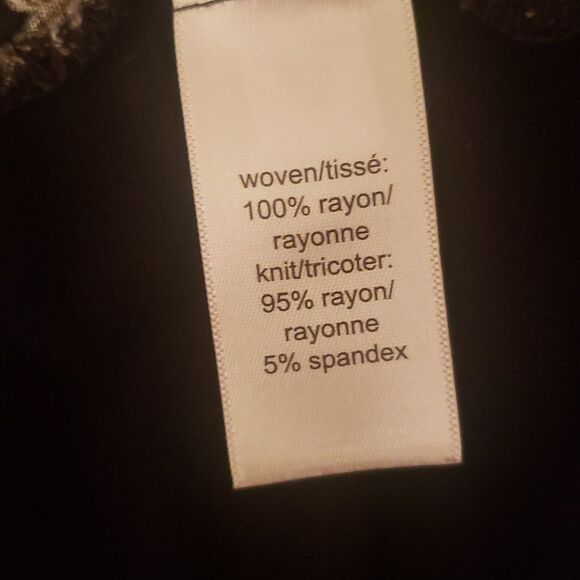 Cute Maurices Flowy Floral Top Ruffle Sleeves Sz M - Picture 5 of 6